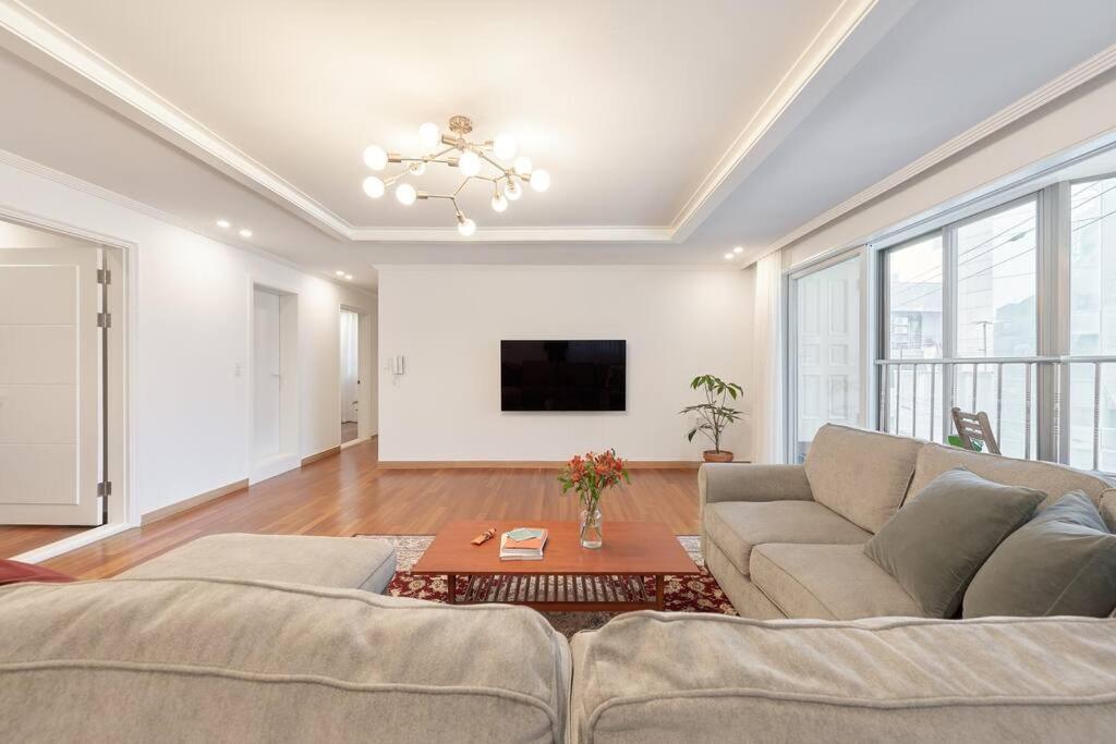 Preesh House Apartment