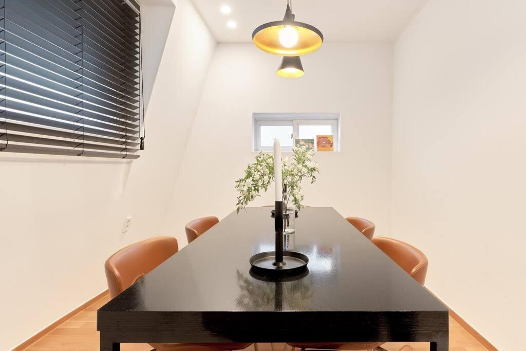 Preesh House Apartment *