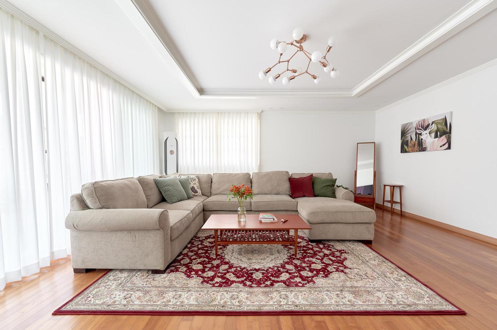 Apartment Preesh House *